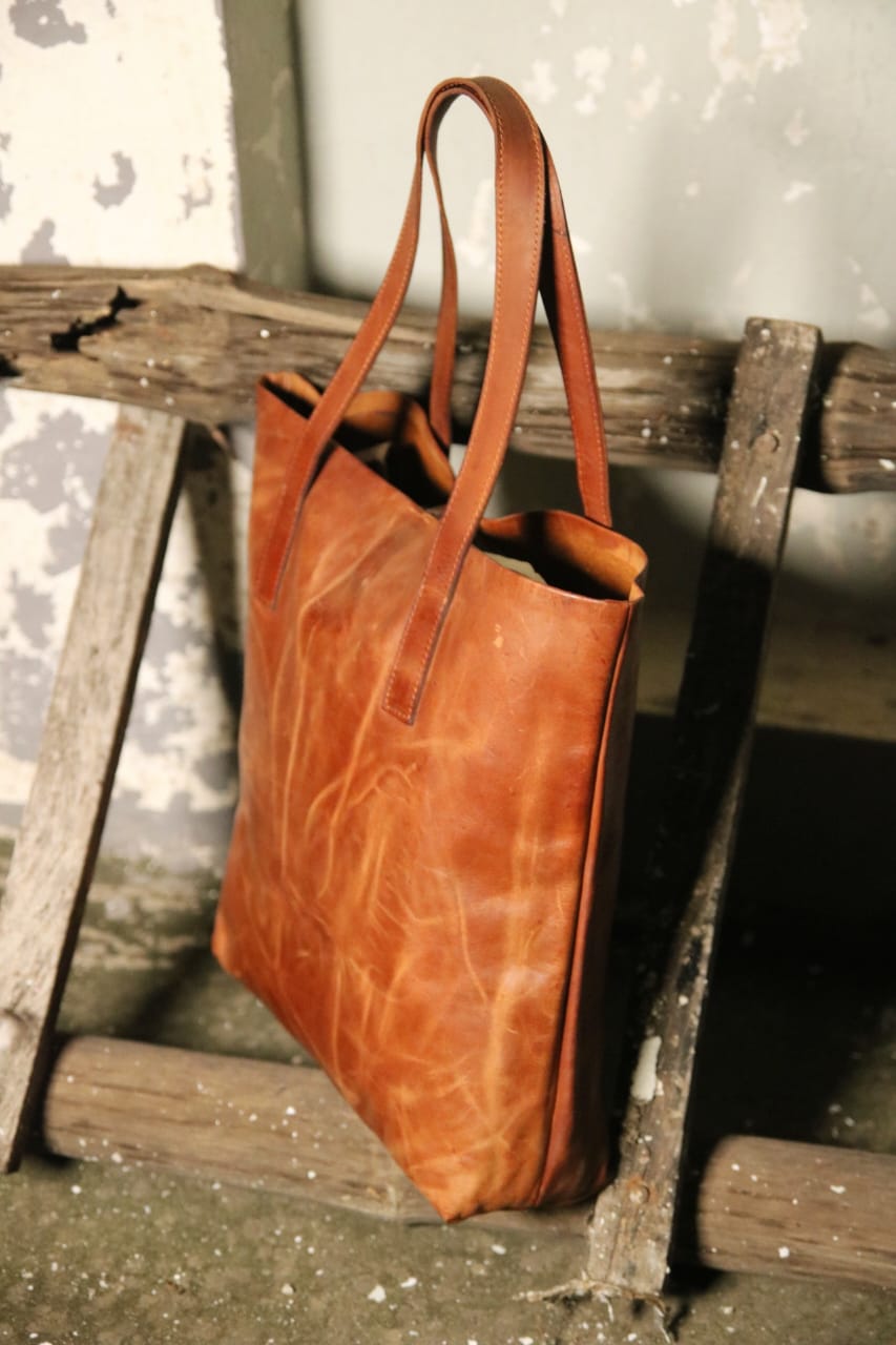 Ladies leather Tote bag, luggage shopping bag