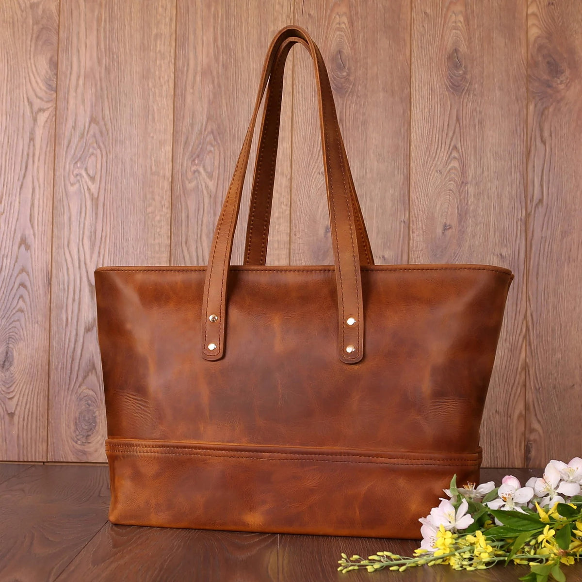 Ladies leather bag tote bag for everyday use