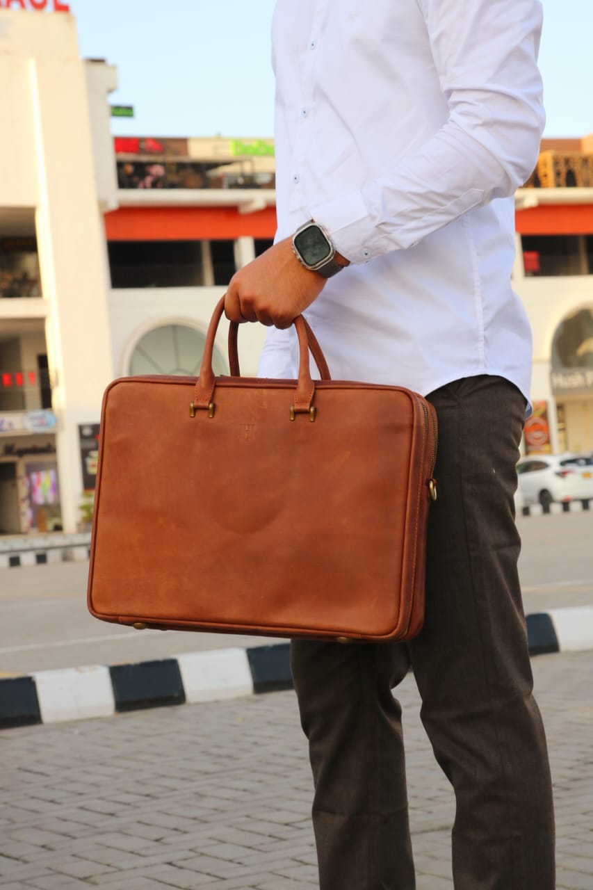 Double compartment unique leather laptop bag