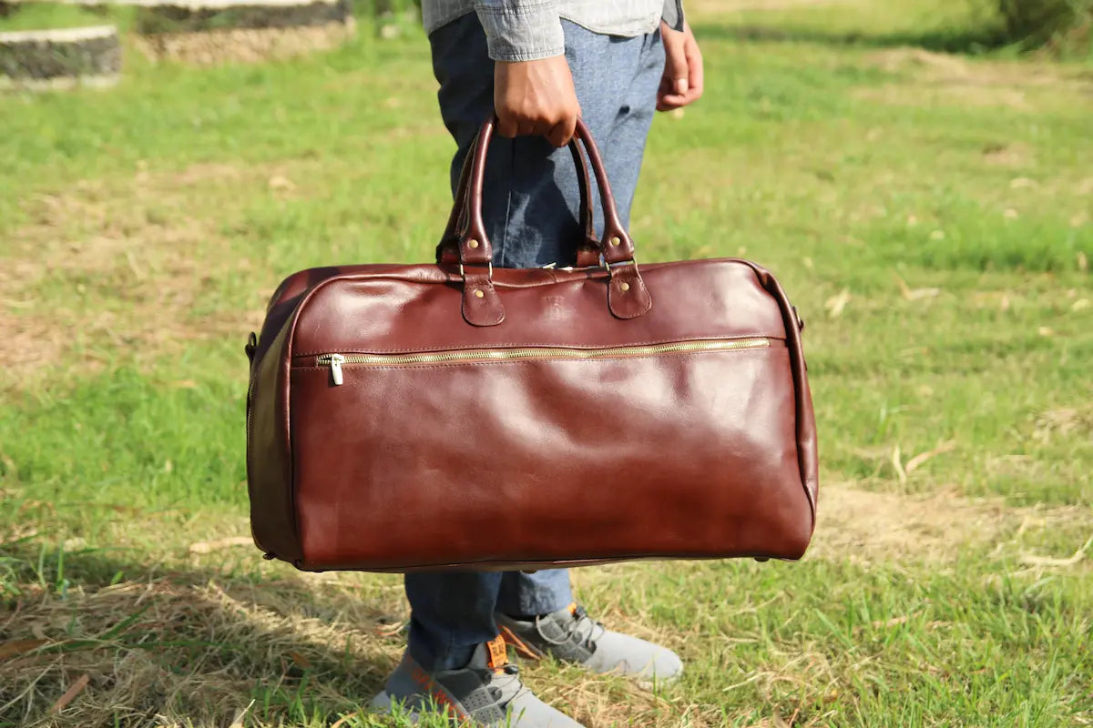 Leather Duffle Bag for luggage