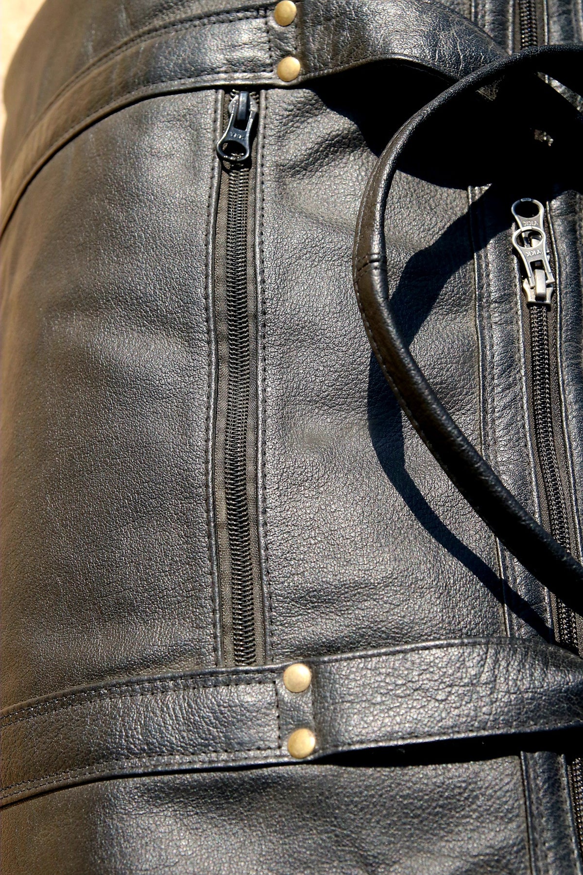 Leather duffle bag for travel, luggage bag