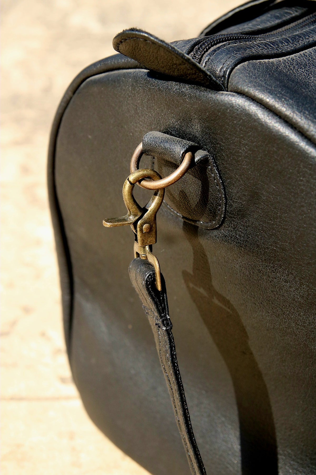 Leather duffle bag for travel, luggage bag