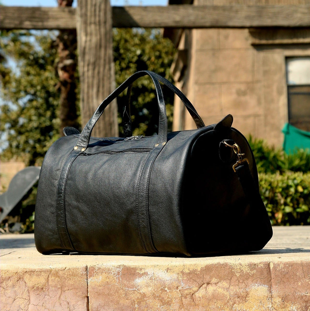 Leather duffle bag for travel, luggage bag