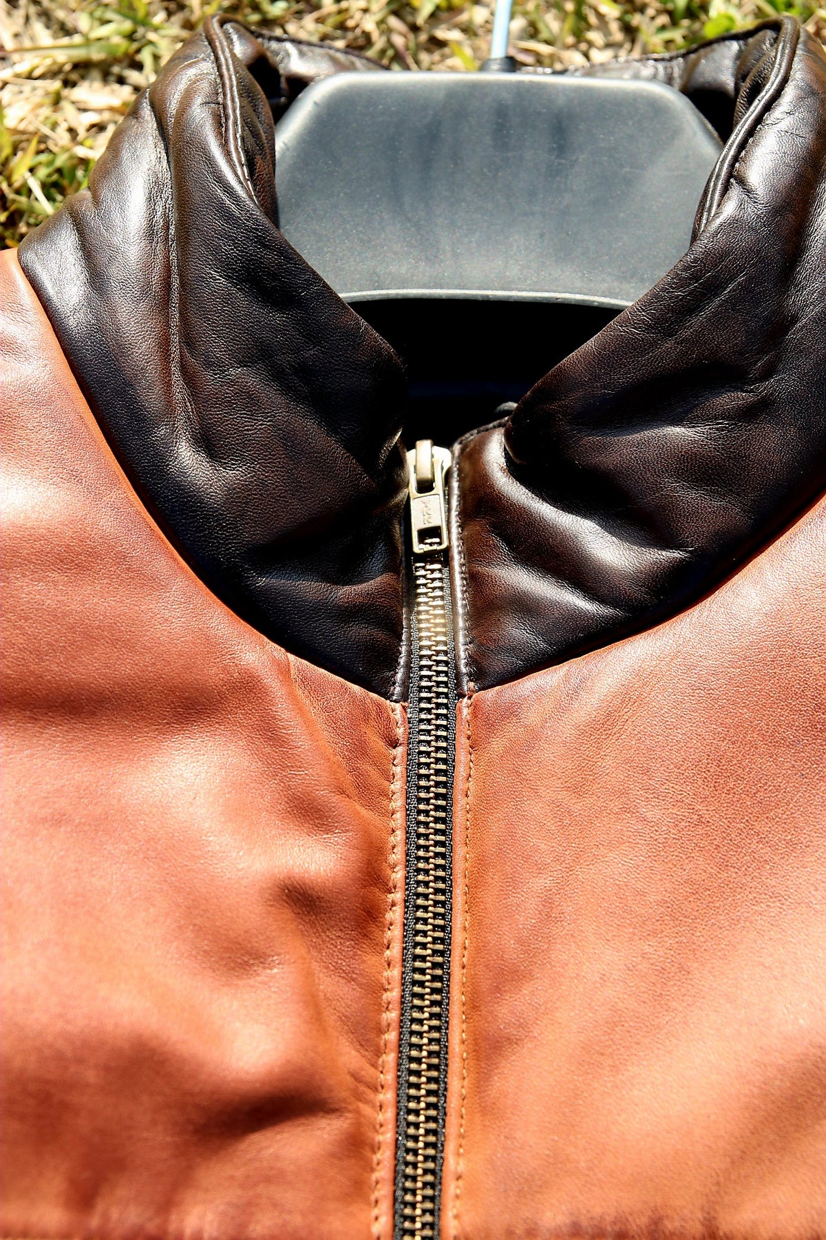 Dark brown leather jacket for men&#39;s