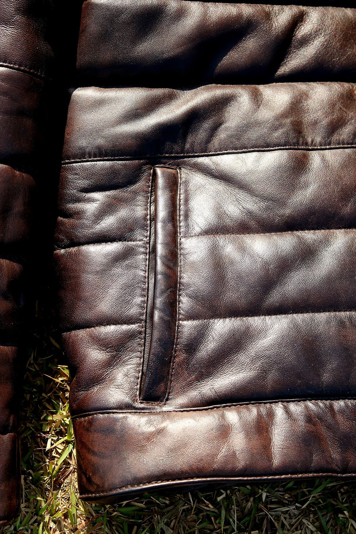Dark brown leather jacket for men&#39;s