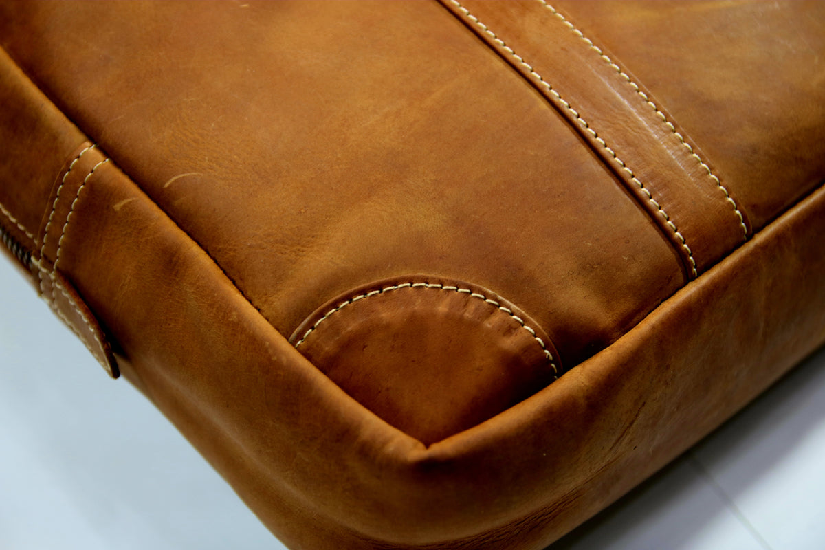 Mens leather Messenger laptop bag