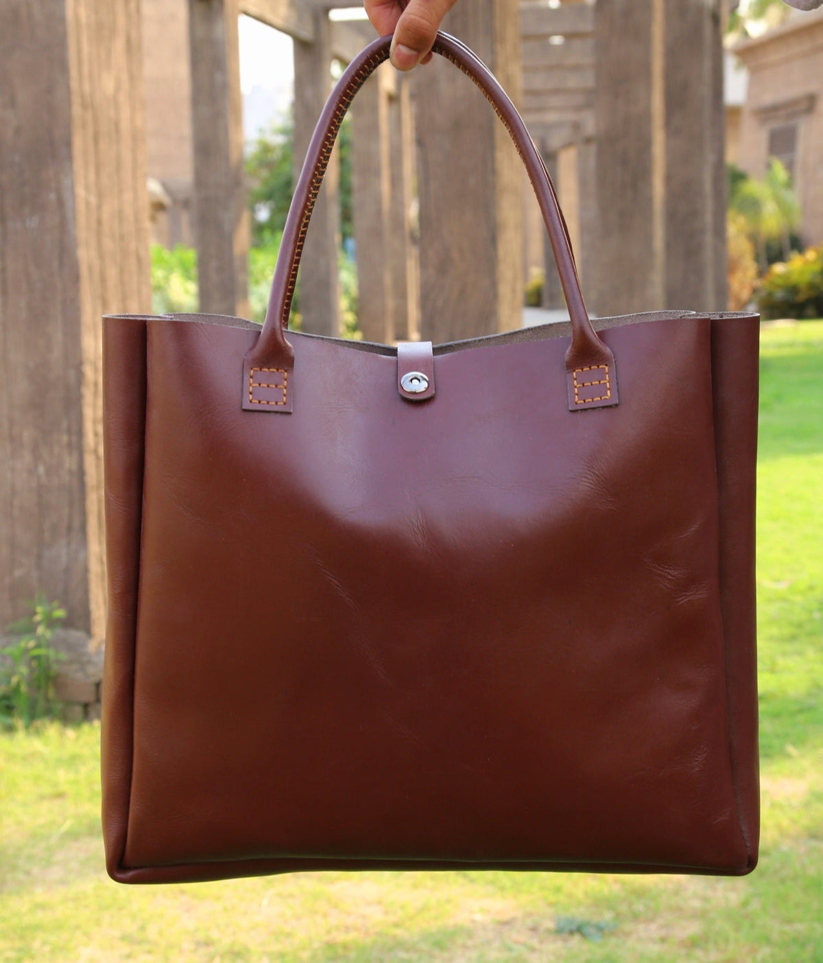 Brown leather stylish handbag for Women's