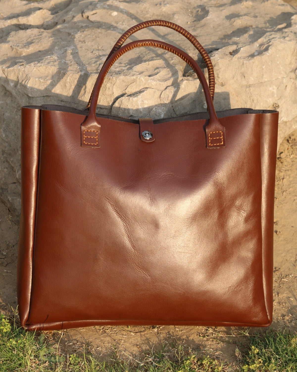 Brown leather stylish handbag for Women's