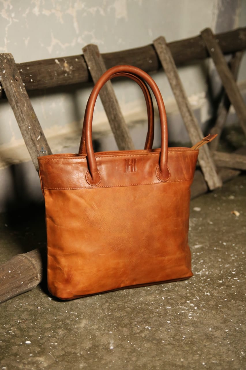 Ladies leather Tote bag, stylish handbag