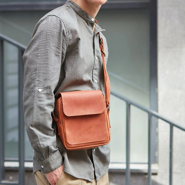Men&#39;s leather cross body bag for travel