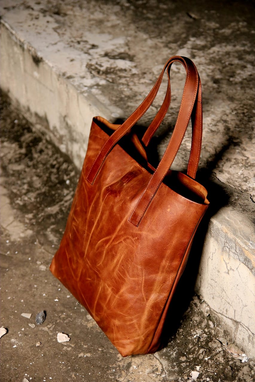 Ladies leather Tote bag, luggage shopping bag