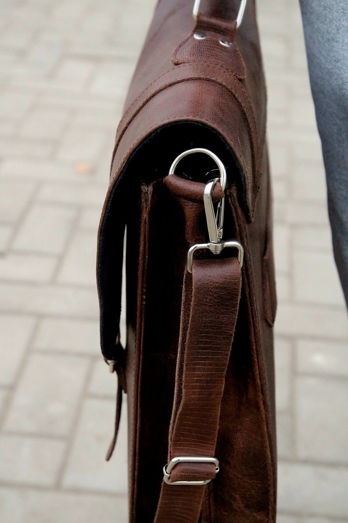 "Executive Leather Laptop Briefcase - Premium Office Bag for Professionals 