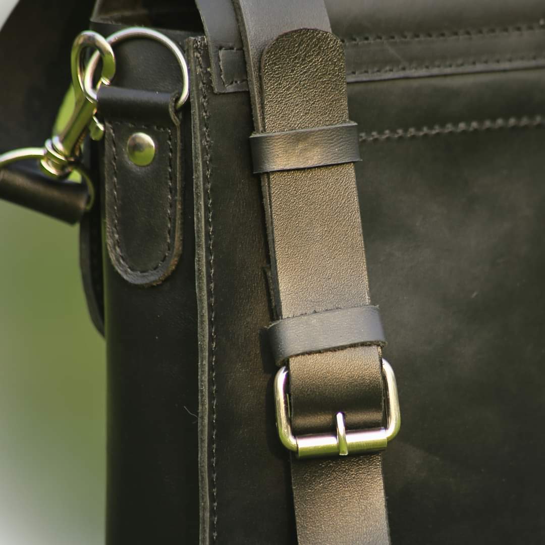 Leather unisex crossbody bag, premium leather crossbody bag