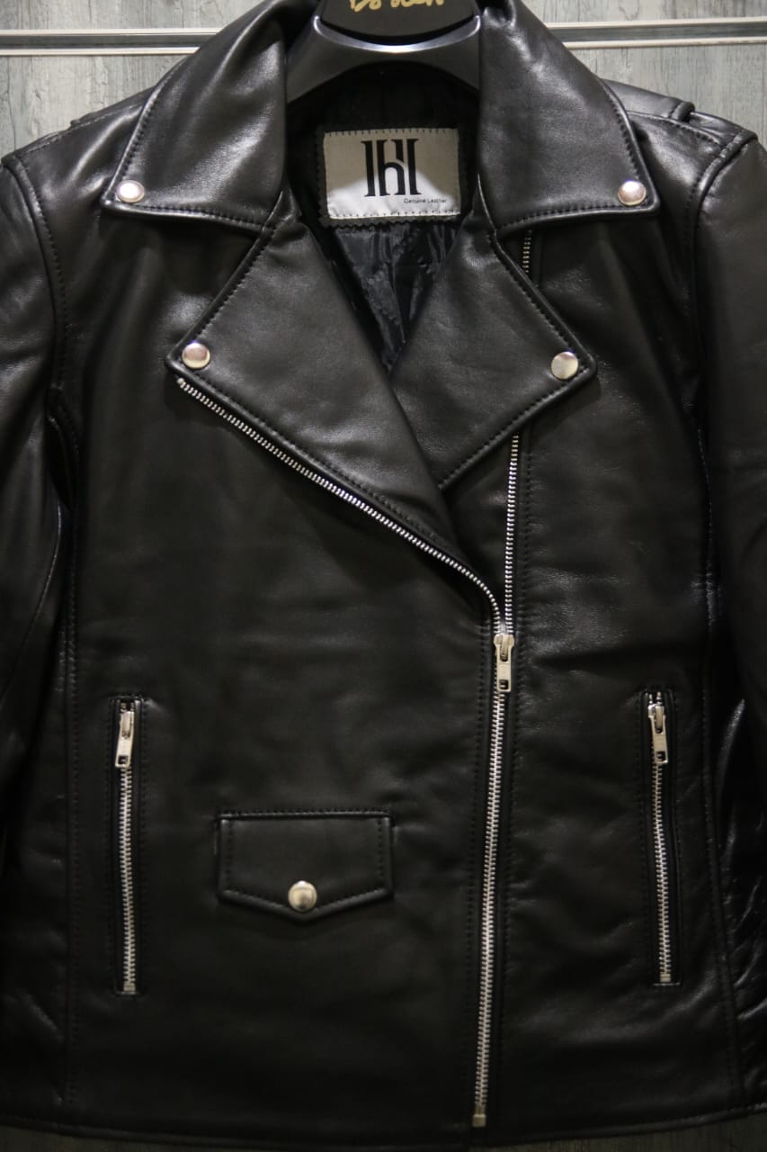 Women&#39;s Slim fit Soft Lamb Skin Black biker leather jacket
