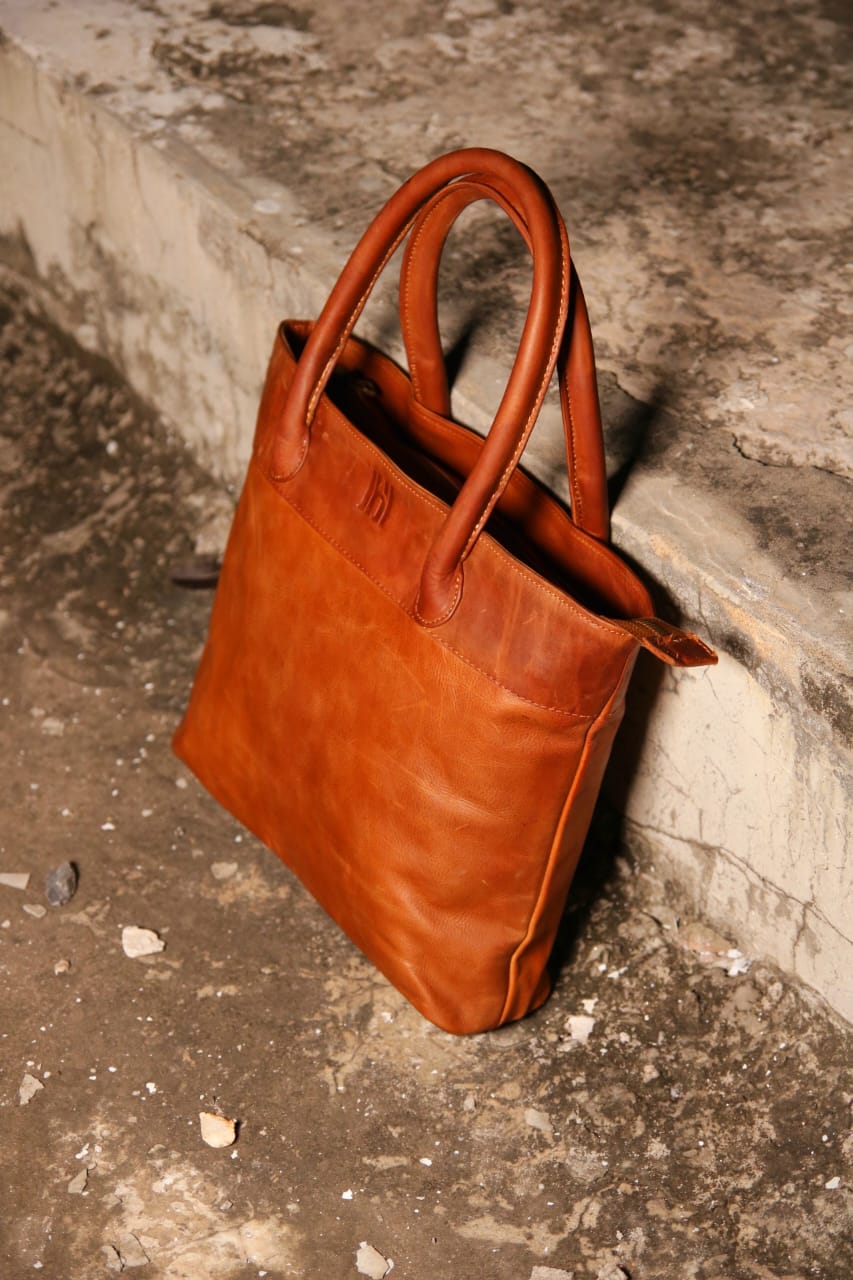 Ladies leather Tote bag, stylish handbag