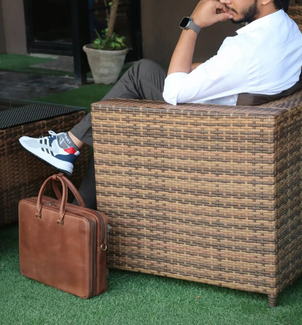 Double compartment unique leather laptop bag