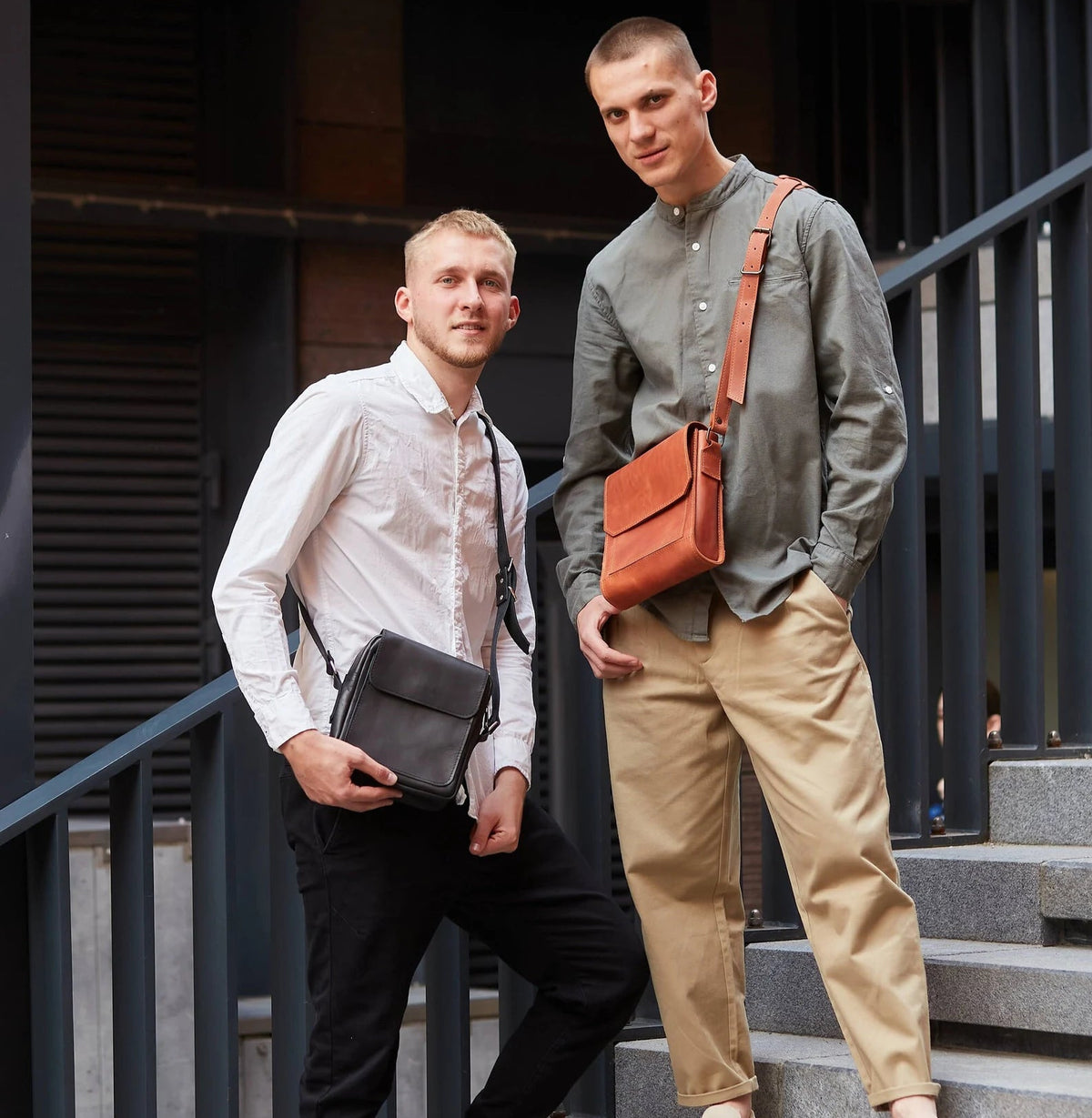 Men&#39;s leather cross body bag for travel